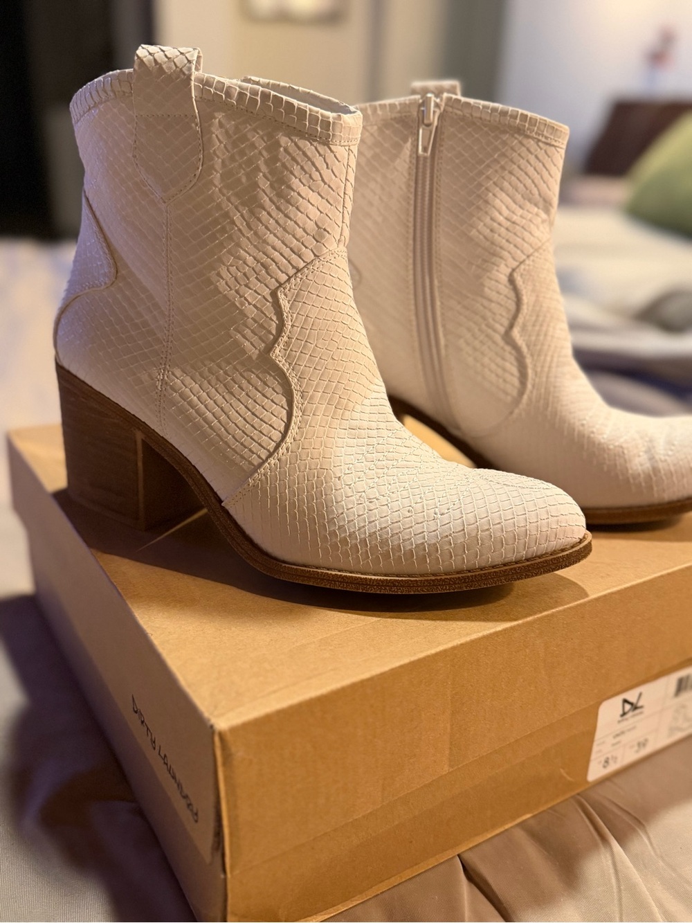 Dirty Laundry white Textured Western Ankle Booties